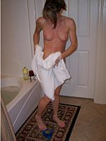 Photo 9, Toweling off her