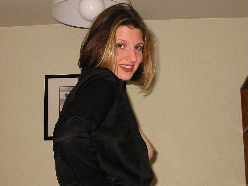 Wife strips on amateur night stories images
