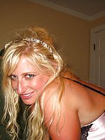 Photo 1, Blonde naughty ex-girlfriend