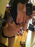 Photo 4, Hot tattooed whore