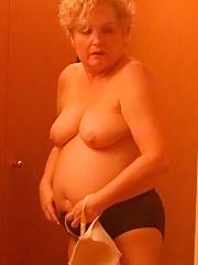 Photo 3, Curvy wife nude